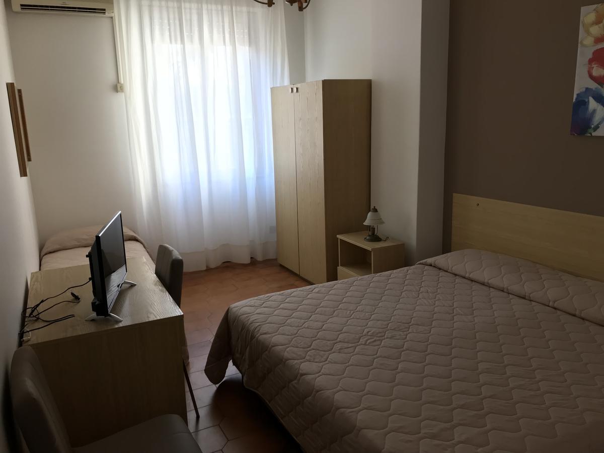 Hotel La Sirenetta Giardini Naxos Exterior photo