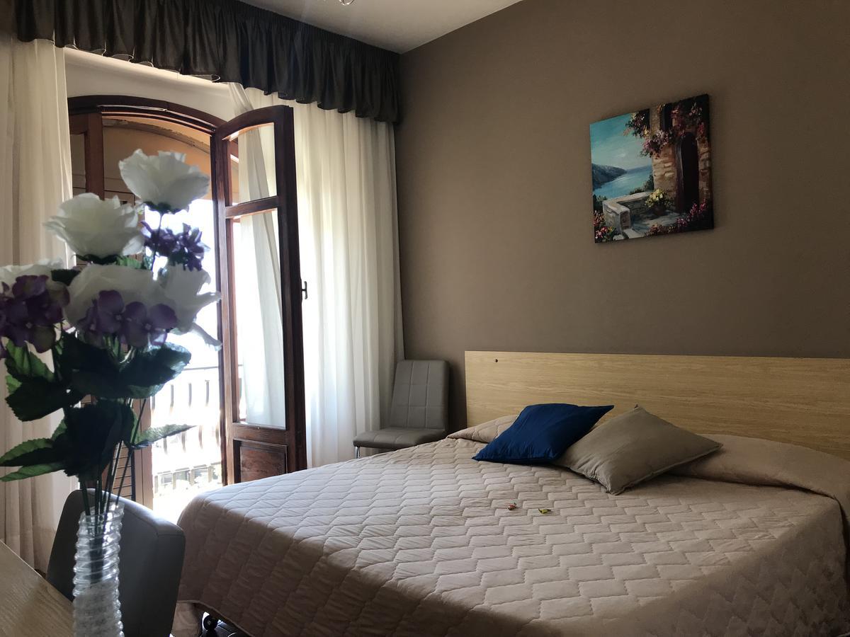 Hotel La Sirenetta Giardini Naxos Exterior photo